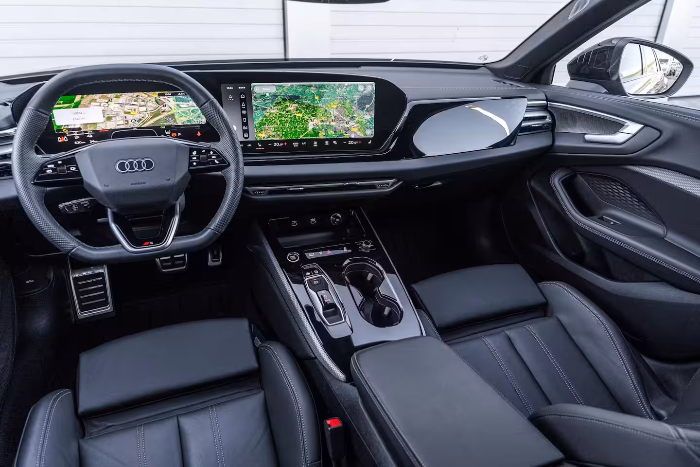 Audi A5 Avant 2.0 e-hybrid 367pk quattro S edition Competition | Trekhaak | B&O Audio | Winterpakket
