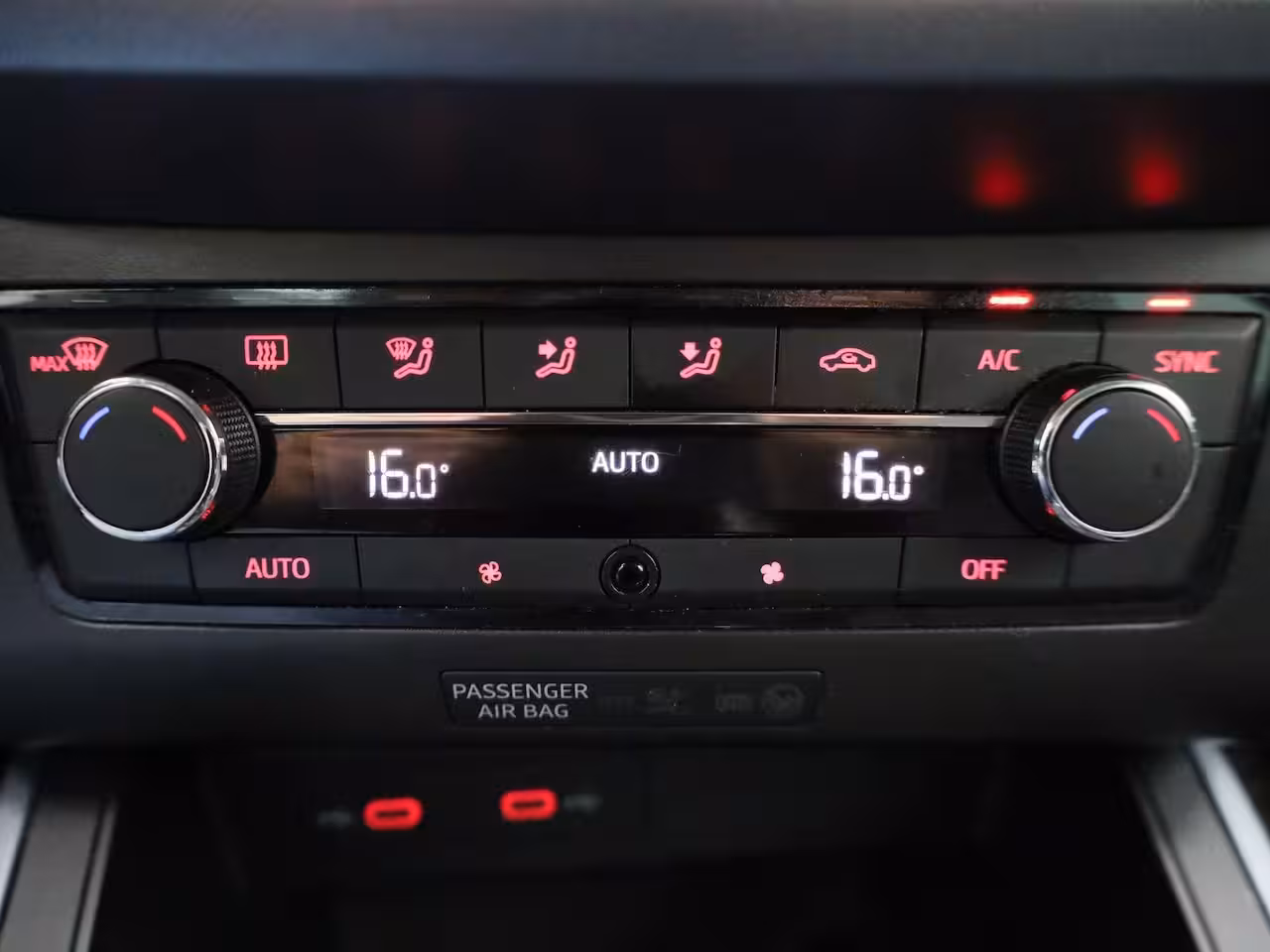 Seat Arona 1.0 TSI Style Busness Intense | NAVIGATIE | ADAPTIVE CRUISE CONTROL | APPLE CARPLAY - ANDR