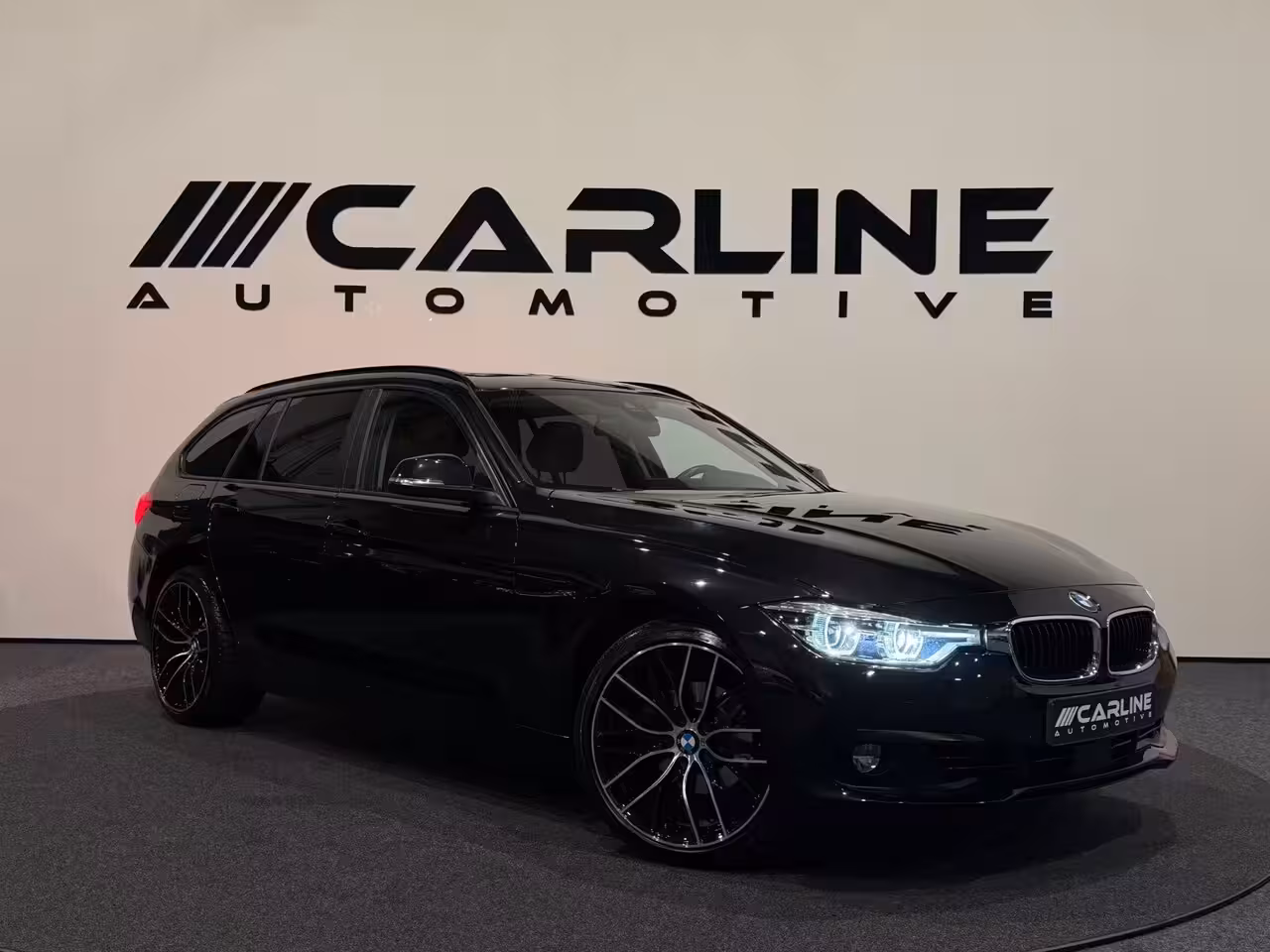 BMW 3-serie Touring 320i xDrive ACC ASSIST COGNACLEDER KEYLESS STOELVER. 19'' inch NAVI NAP GARANTIE APK