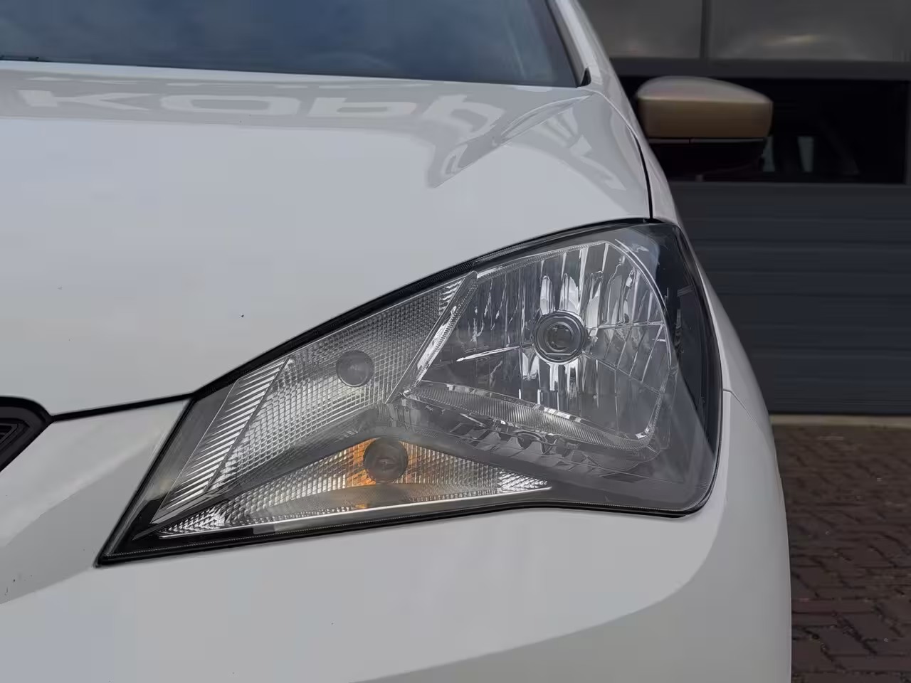 Seat Mii 1.0 by Cosmopolitan Automaat | Cruise Control | Stoelverwarming | Alcantara bekleding |