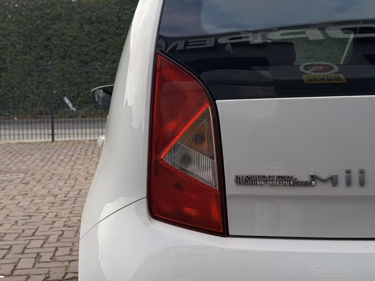 Seat Mii 1.0 by Cosmopolitan Automaat | Cruise Control | Stoelverwarming | Alcantara bekleding |