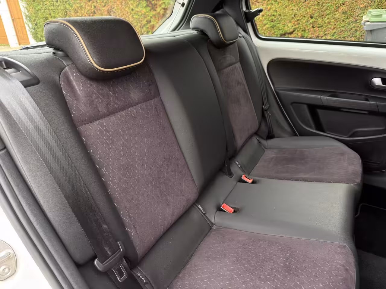 Seat Mii 1.0 by Cosmopolitan Automaat | Cruise Control | Stoelverwarming | Alcantara bekleding |