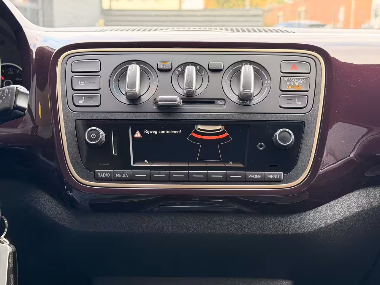 Seat Mii 1.0 by Cosmopolitan Automaat | Cruise Control | Stoelverwarming | Alcantara bekleding |