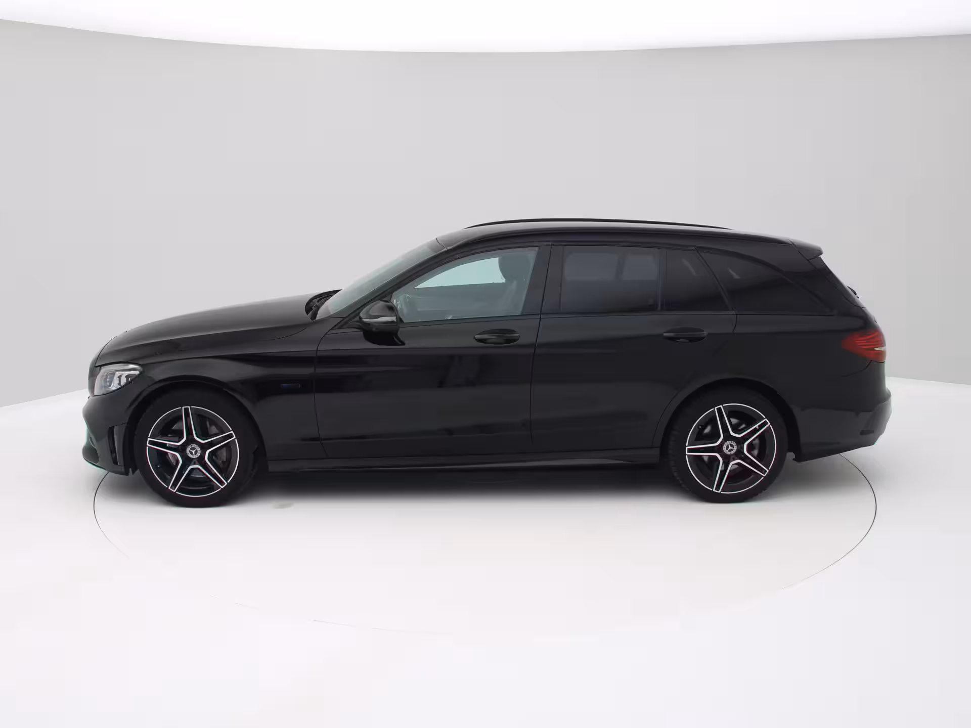 Mercedes-Benz C-Klasse Estate 300 e AMG 360 Camera