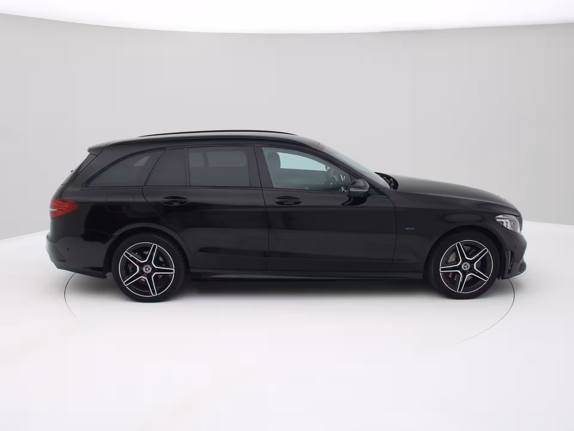 Mercedes-Benz C-Klasse Estate 300 e AMG 360 Camera