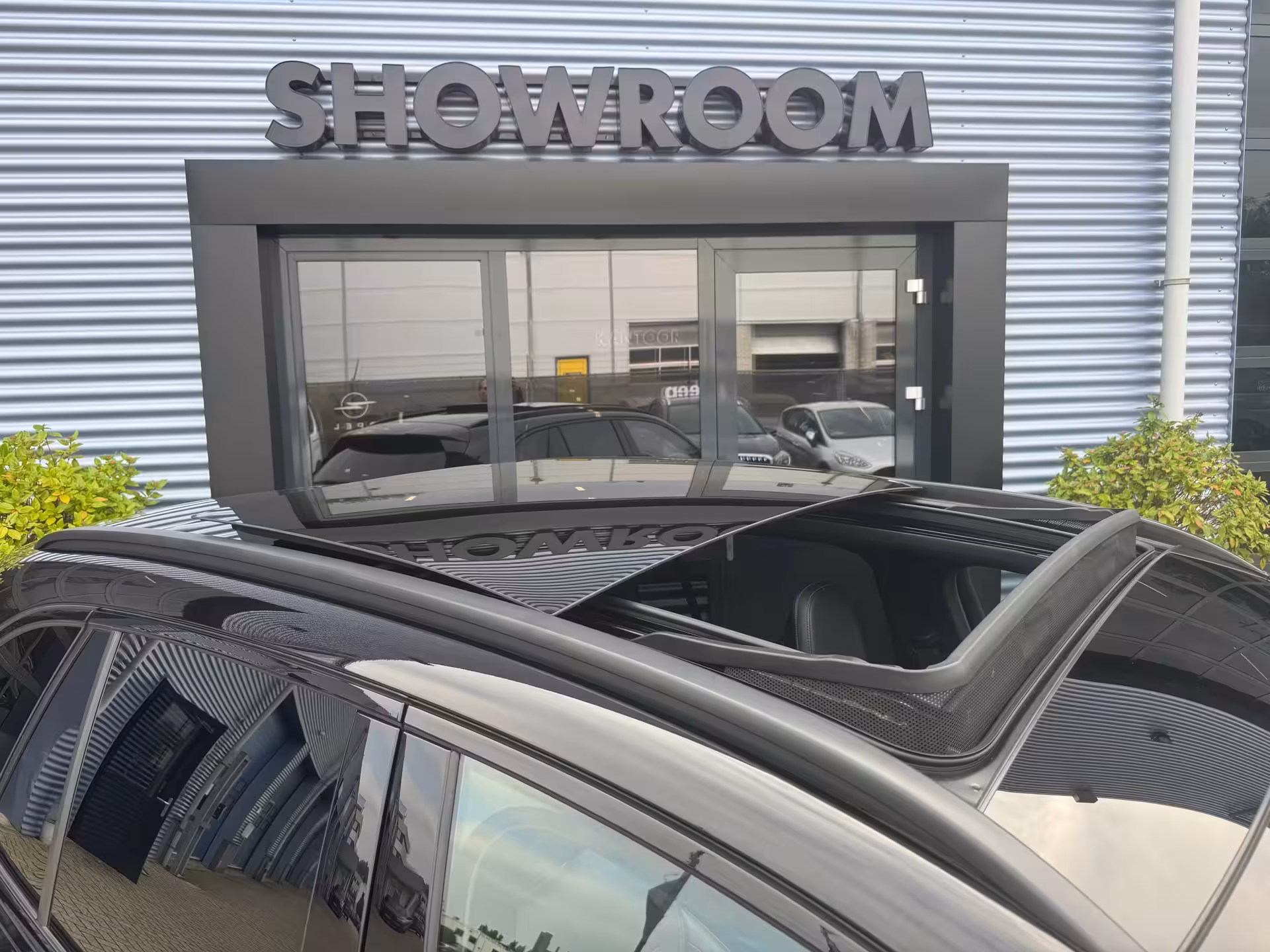 Mercedes-Benz GLC 300e 4MATIC AMG Line PANO