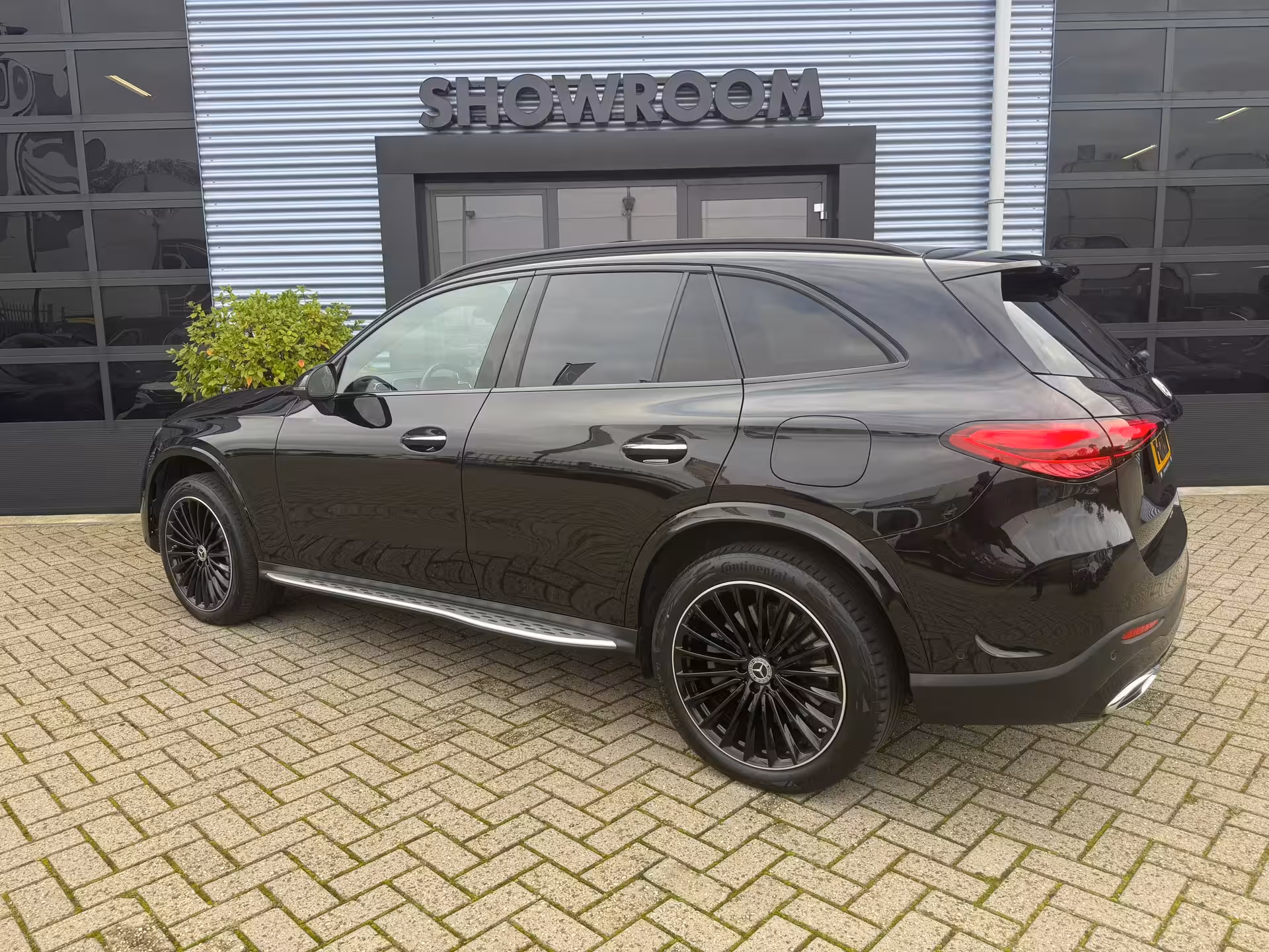Mercedes-Benz GLC 300e 4MATIC AMG Line PANO