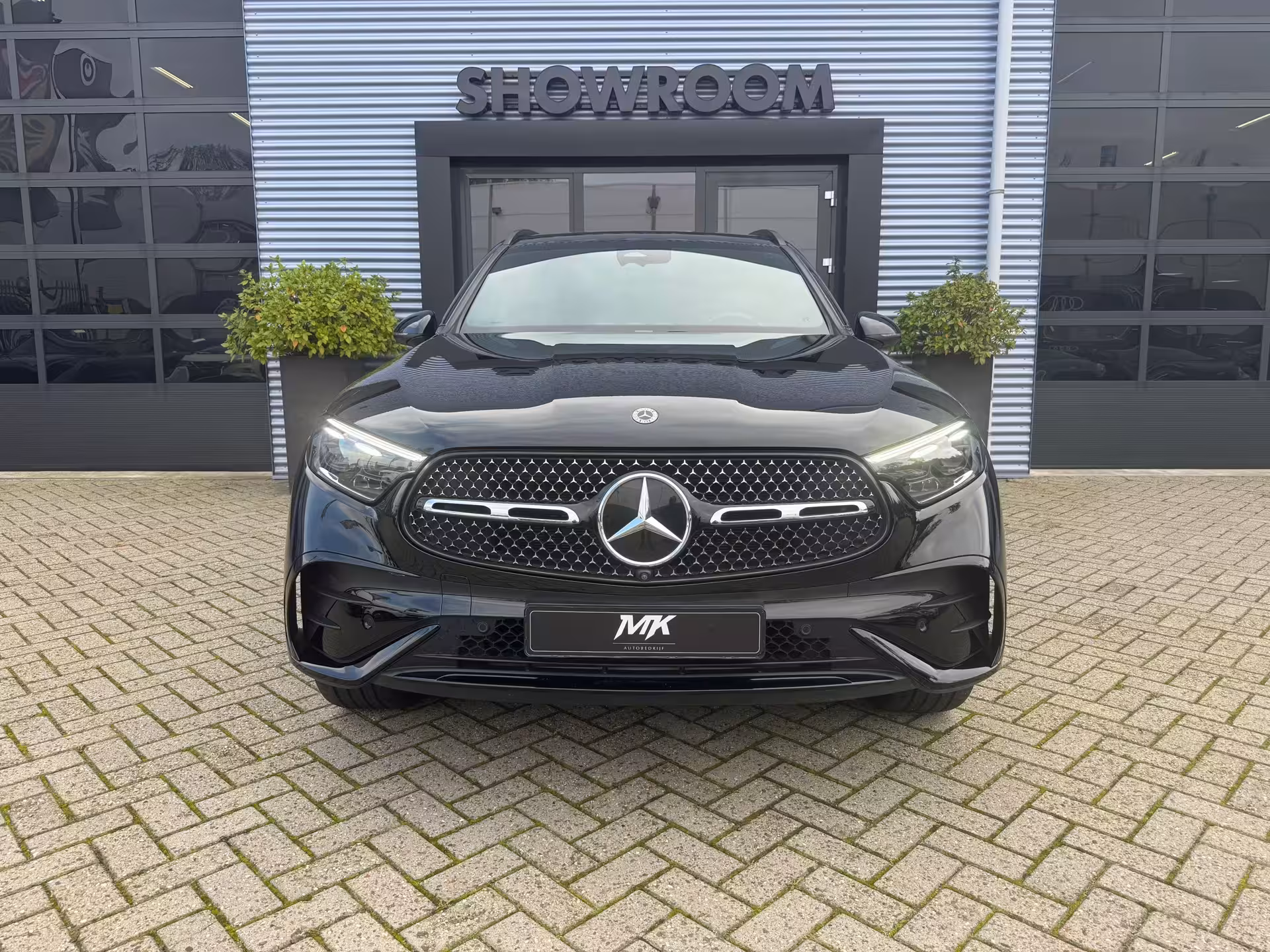 Mercedes-Benz GLC 300e 4MATIC AMG Line PANO
