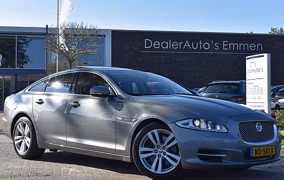 Jaguar XJ 3.0 V6D LEDER PANODAK LMV 121000KM