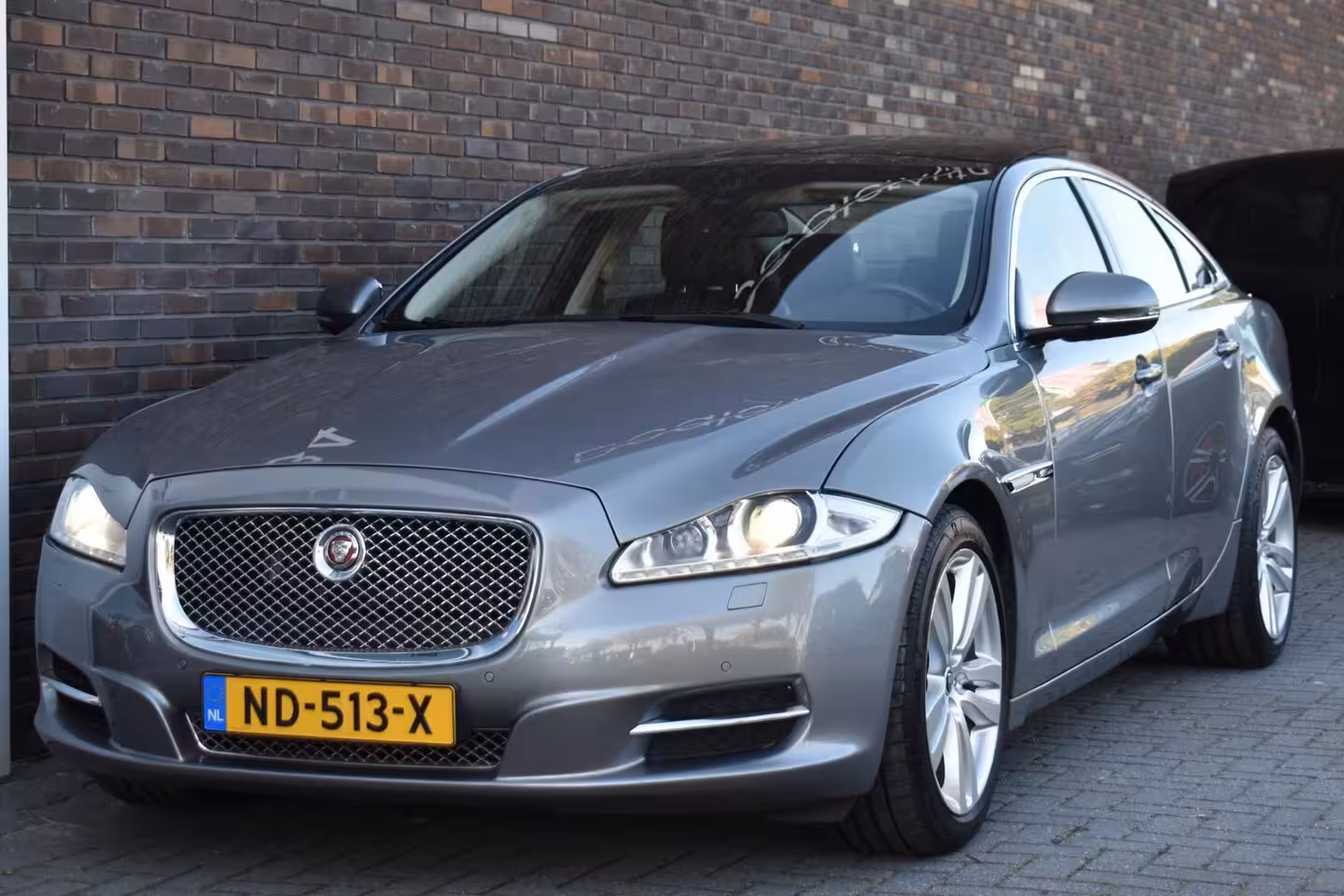 Jaguar XJ 3.0 V6D LEDER PANODAK LMV 121000KM