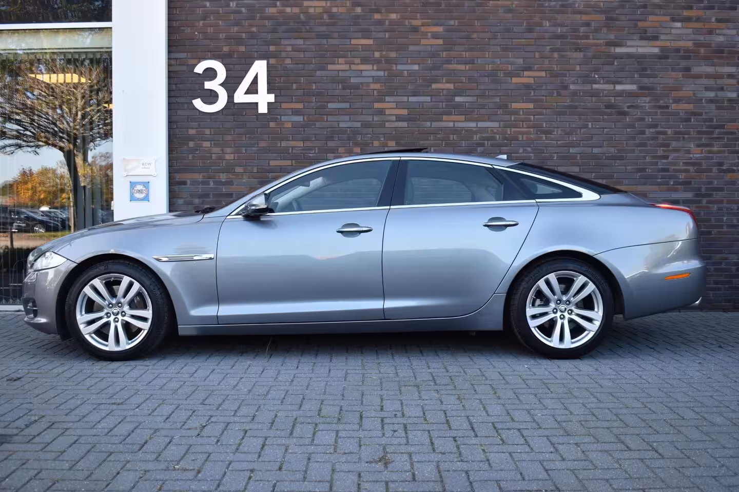 Jaguar XJ 3.0 V6D LEDER PANODAK LMV 121000KM