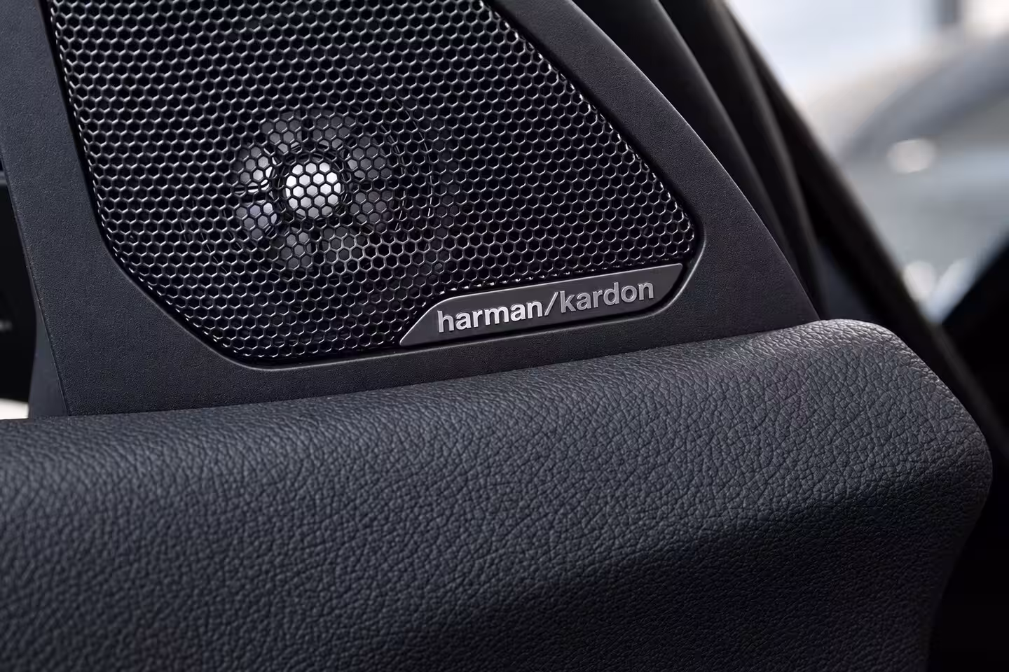 BMW 1-serie 118i Sport | CAMERA | H/K | CarPlay | TRKHAAK |