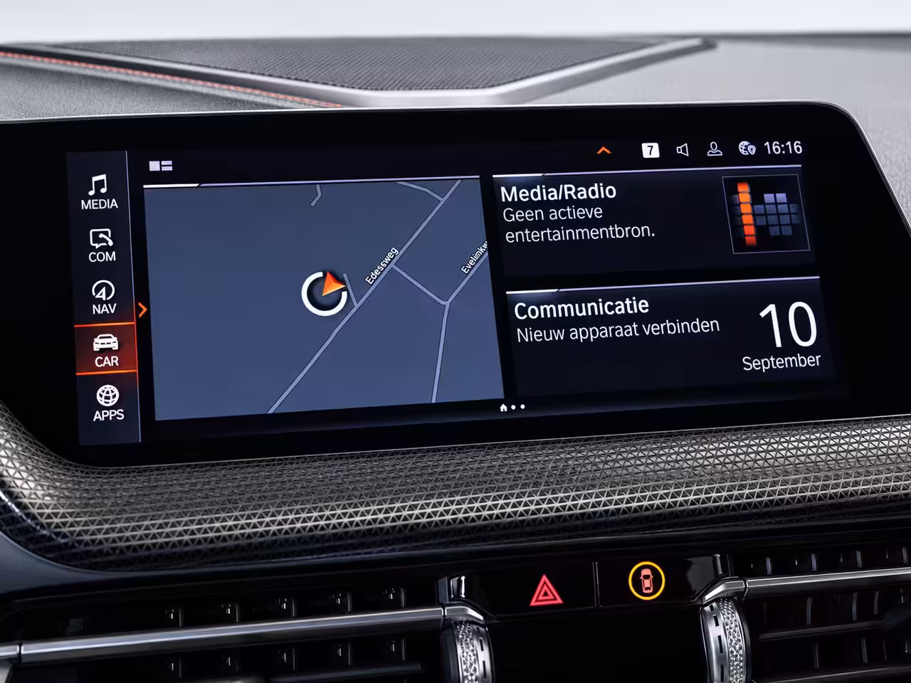BMW 1-serie 118i Sport | CAMERA | H/K | CarPlay | TRKHAAK |