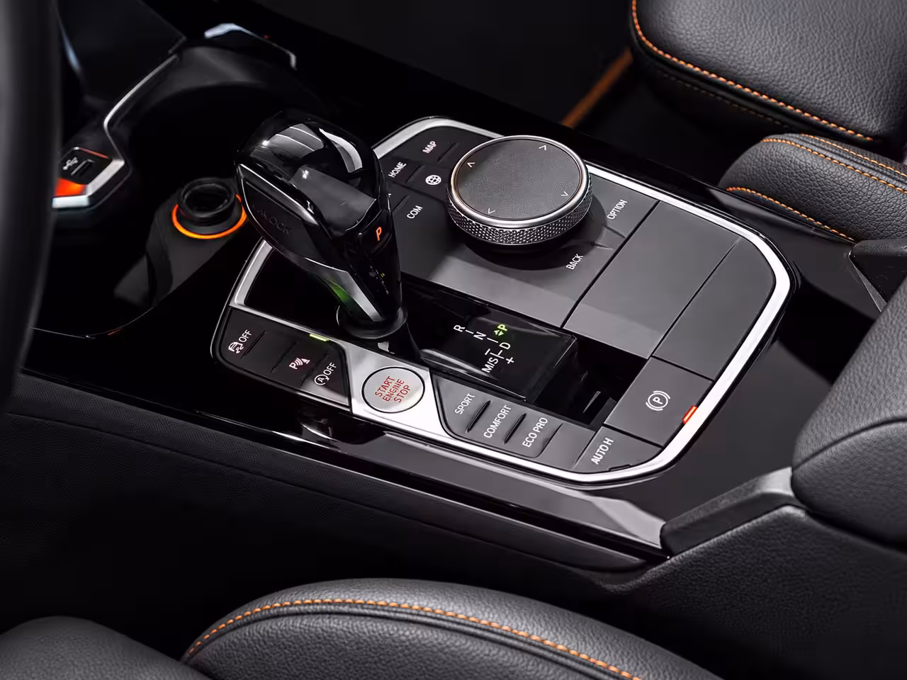 BMW 1-serie 118i Sport | CAMERA | H/K | CarPlay | TRKHAAK |