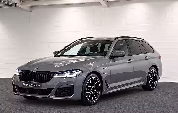 BMW 5-serie Touring 530e | M Sport | LASER | STOELVERW. |
