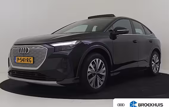 Audi Q4 Sportback e-tron 40 S edition 77 kWh l Lederen bekleding l Panoramadak l Stoelverwarming l Parkeersensoren