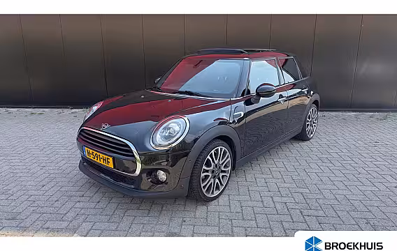Mini 5-Deurs 1.5 Cooper 60 Years Edition | Leder | Panoramadak | Harman/Kardon | Climate Control | CarP
