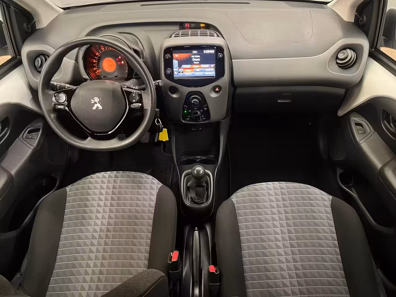 Peugeot 108 1.0 e-VTi Active Camera | Carplay | Airco | Bleutooth | Centrale Vergrendeling | LED Dagri