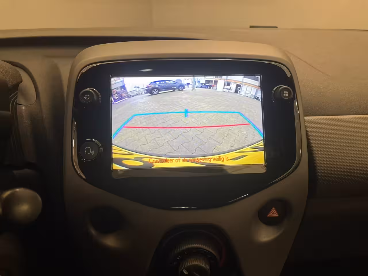 Peugeot 108 1.0 e-VTi Active Camera | Carplay | Airco | Bleutooth | Centrale Vergrendeling | LED Dagri