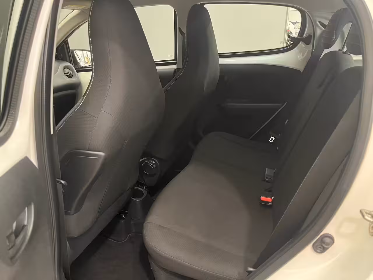 Peugeot 108 1.0 e-VTi Active Camera | Carplay | Airco | Bleutooth | Centrale Vergrendeling | LED Dagri