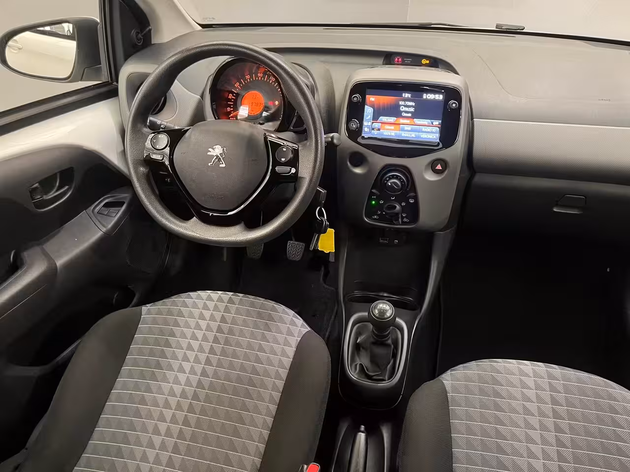 Peugeot 108 1.0 e-VTi Active Camera | Carplay | Airco | Bleutooth | Centrale Vergrendeling | LED Dagri