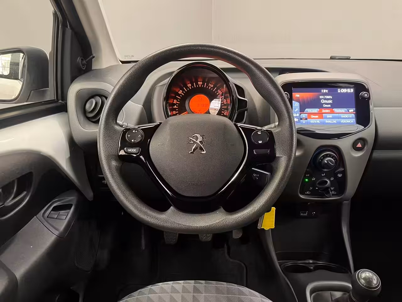 Peugeot 108 1.0 e-VTi Active Camera | Carplay | Airco | Bleutooth | Centrale Vergrendeling | LED Dagri