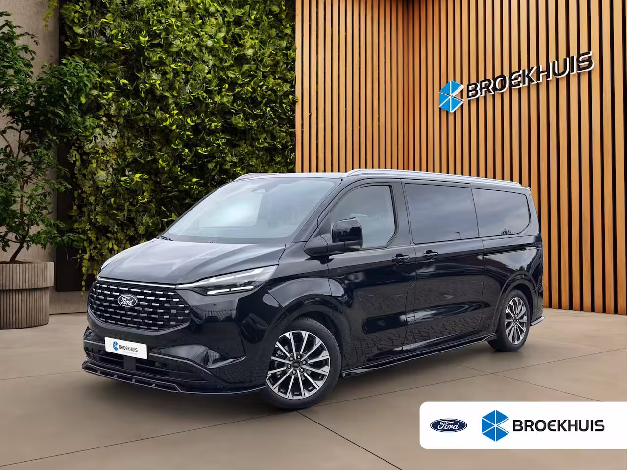 Ford Tourneo Custom PHEV 8-pers. | Luxury Pack Special | Elek. Trekhaak | Pano | AGR | 360 cam. | 1-fase laadk