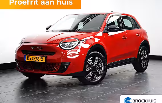 Fiat 600 1.2 Hybrid Icon Camera | Carplay | Navigatie | Cruise | Touchscreen | Clima | Lichmetaal |