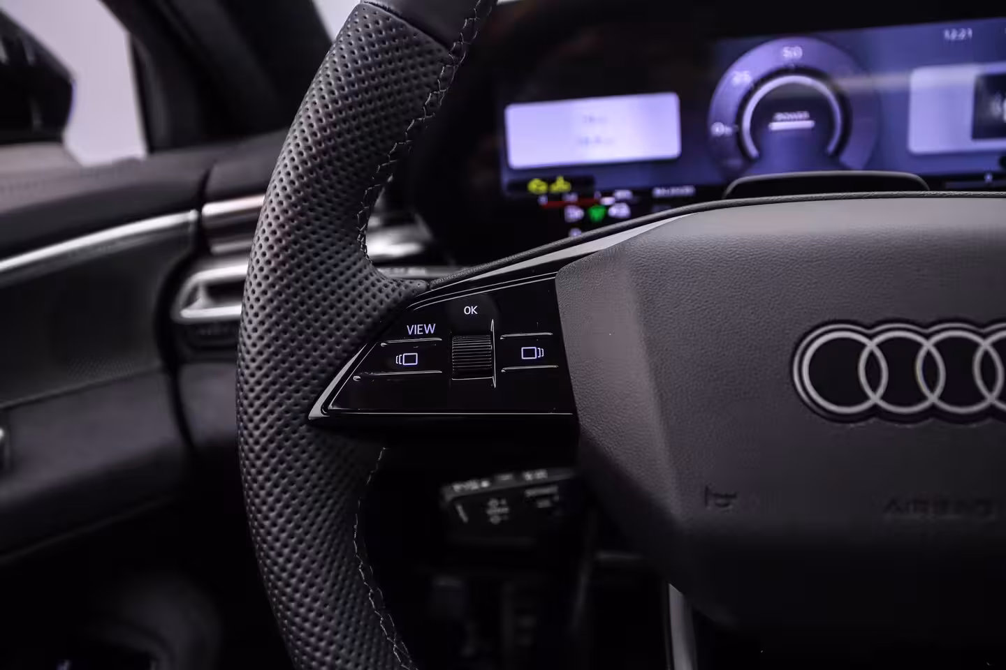Audi A5 Avant e-hybrid quattro 367pk S edition Competition