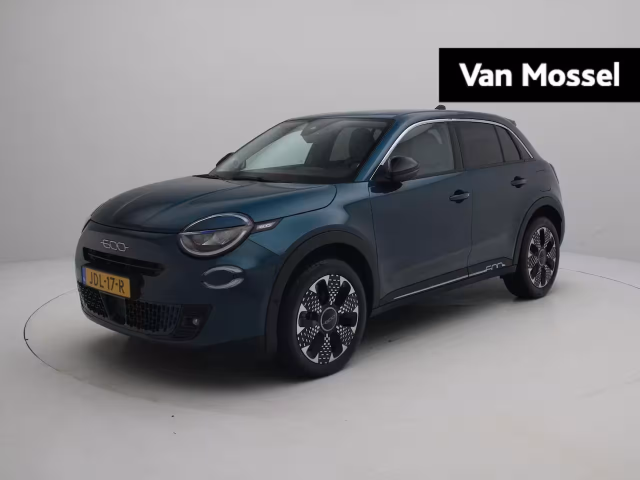 Fiat 600 1.2 Hybrid La Prima | Navigatie | Parkeercamera Achter | PDC V + A | Stoelverwarming |
