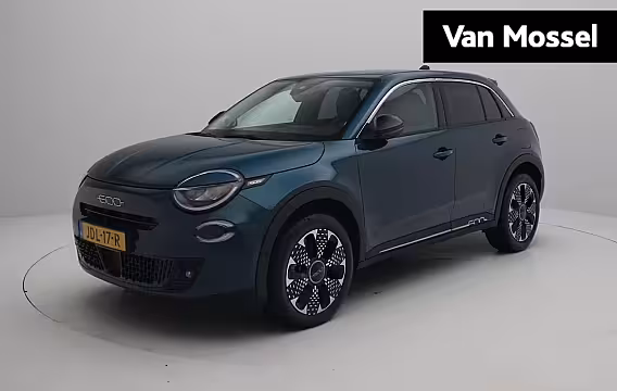 Fiat 600 1.2 Hybrid La Prima | Navigatie | Parkeercamera Achter | PDC V + A | Stoelverwarming |
