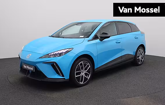 MG MG4 64 kWh Luxury | Rondom Camera | Stoelverwarming | Cruise Control | Apple Carplay/Android A