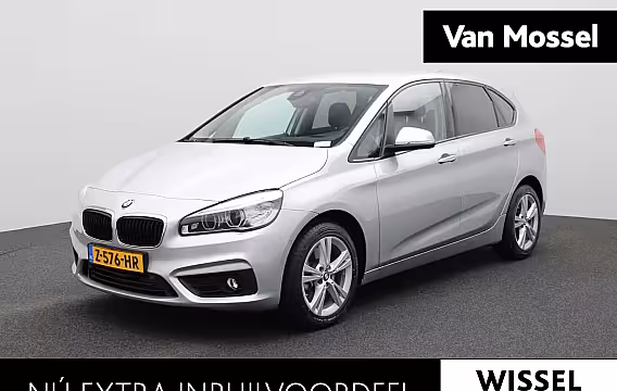 BMW 2-serie Active Tourer 225i xDrive | ELEKTRISCHE BESTUURDERSSTOEL MET GEHEUGEN | | NAVIGATIE | ACHTERUITRIJCAMERA