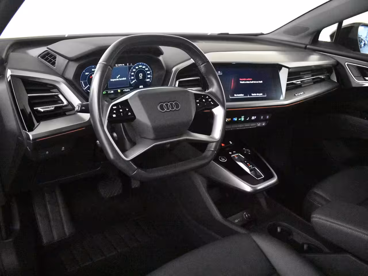 Audi Q4 Sportback e-tron 40 S edition 77 kWh l Lederen bekleding l Panoramadak l Stoelverwarming l Parkeersensoren