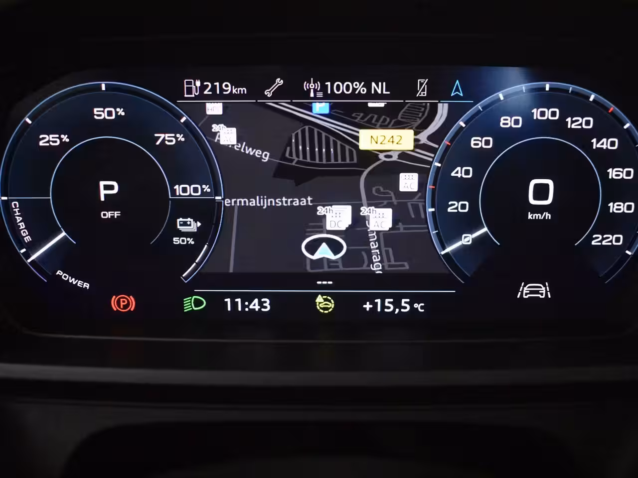 Audi Q4 Sportback e-tron 40 S edition 77 kWh l Lederen bekleding l Panoramadak l Stoelverwarming l Parkeersensoren
