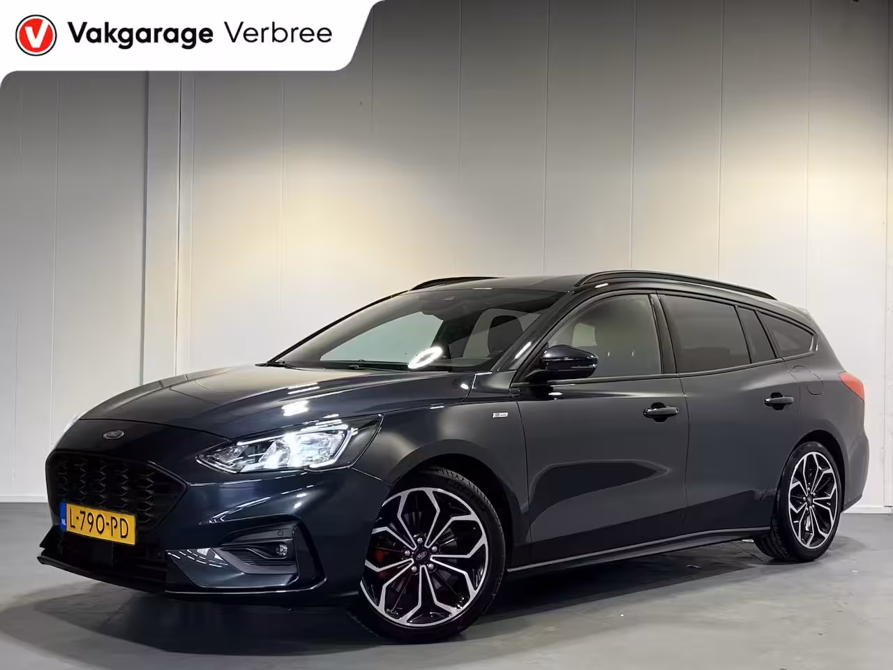 Ford Focus Wagon 1.0 EcoBoost Hybrid ST Line X Business | Navigatie/Android/Apple Carplay | LM Velgen 17" |