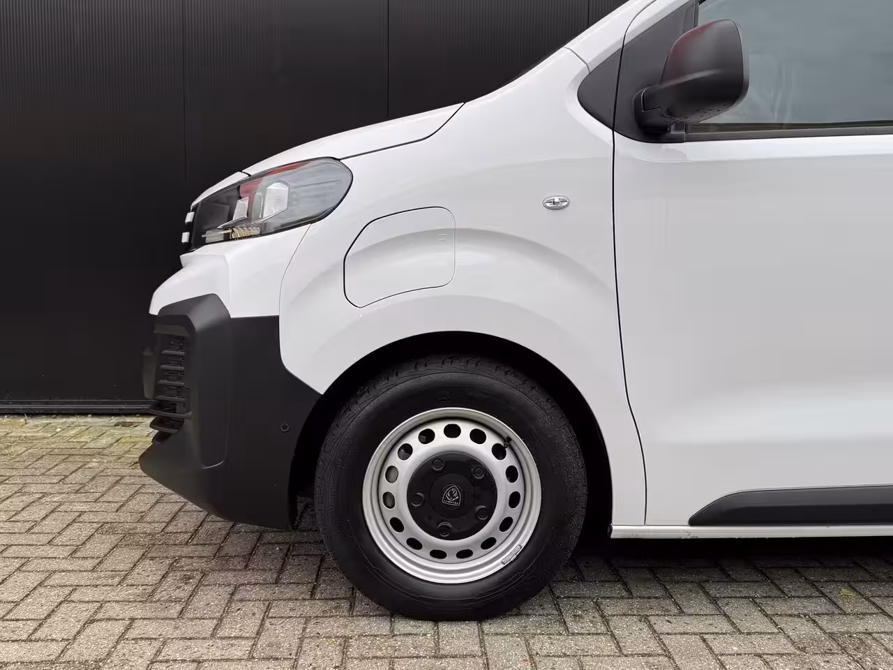 Peugeot e-Expert EV L2 75 kWh | Apple Carplay & Android Auto | Camera | Navigatie | Cruise Control