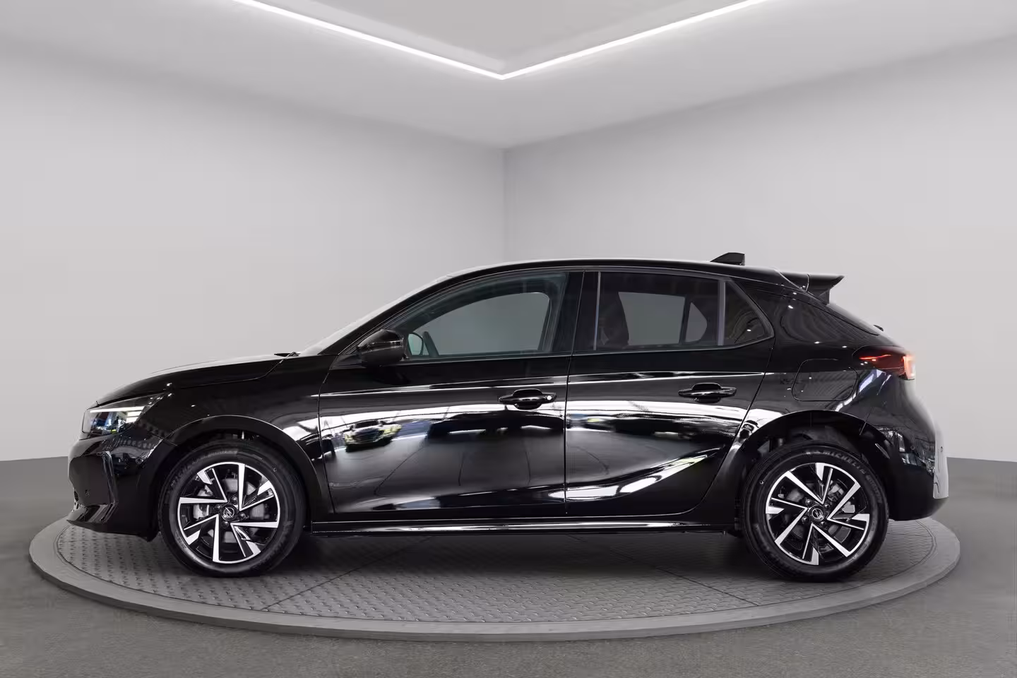 Opel Corsa 1.2 Turbo Hybrid GS | Tot 8 Jaar Garantie | Technologie Pakket | Suede bekleding | Stoel &