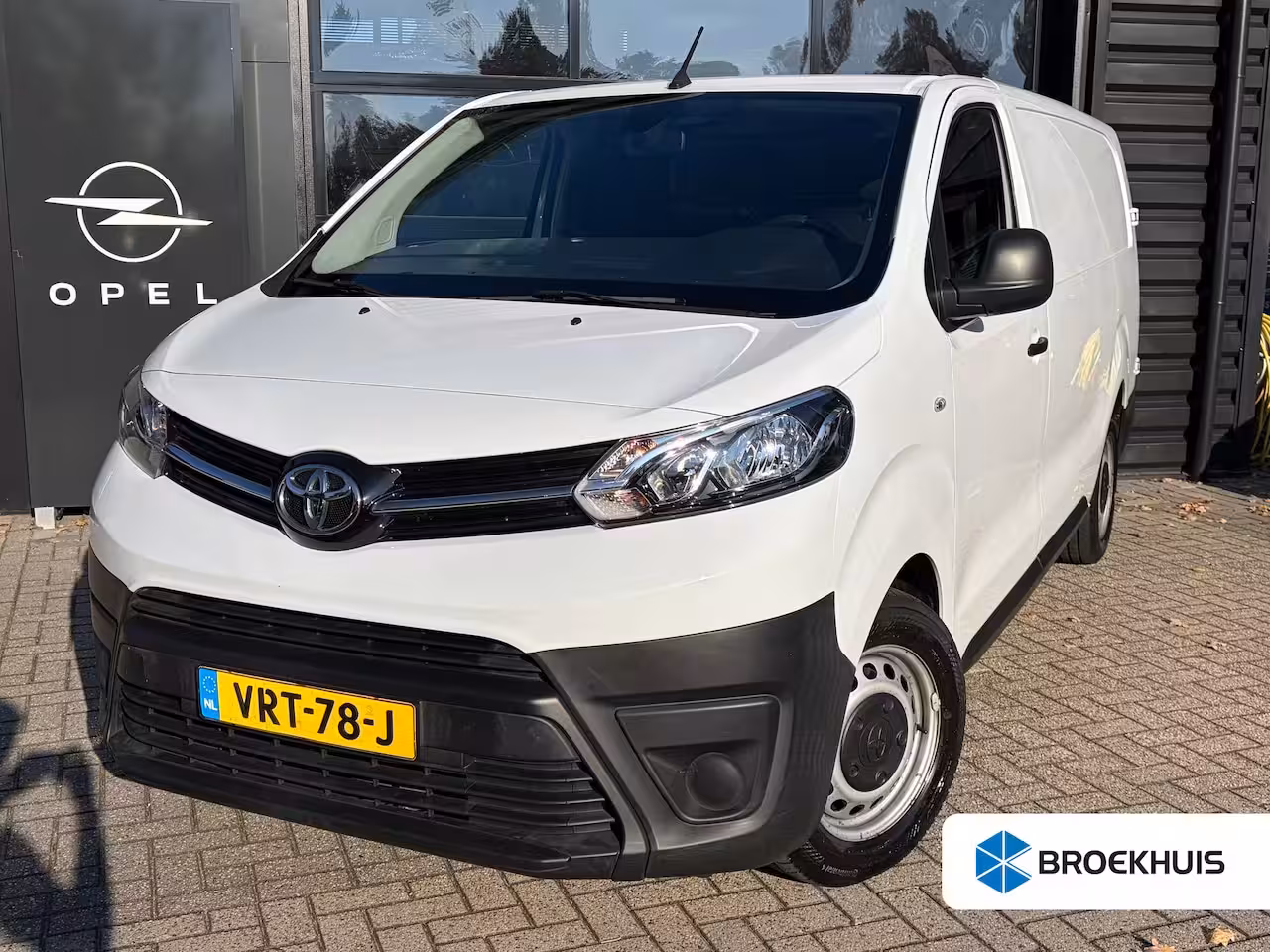 Toyota ProAce Worker 2.0 D-4D L3 145 PK Live Long | TREKHAAK| DEALER ONDERHOUDEN| EERSTE EIGENAAR| 3-PERSOONS|