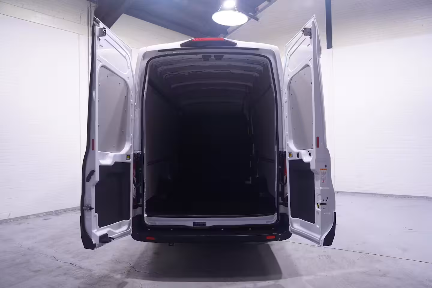 Ford Transit 2.0 TDCi 130 pk L4H3 Nwe Model Airco, Camera Apple Carplay, 270 Graden Deuren, Laadruimte