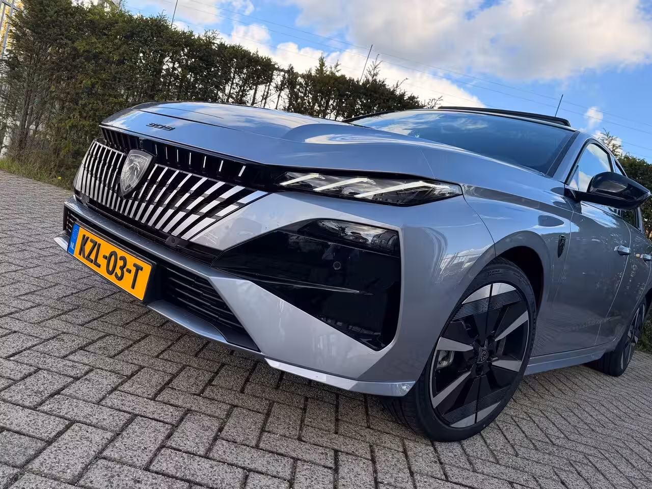 Peugeot E-308 GT 58 kWh 156PK | DEMO DEAL | Adapt. Cruise | Schuifdak | Massage | 360 Camera | Stoel+Stu