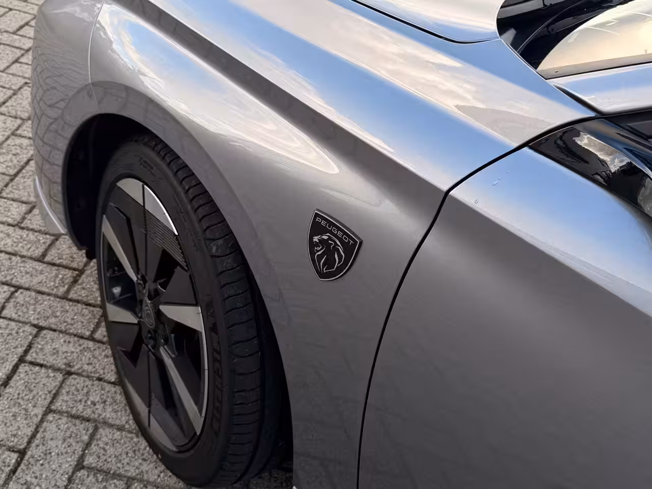 Peugeot E-308 GT 58 kWh 156PK | DEMO DEAL | Adapt. Cruise | Schuifdak | Massage | 360 Camera | Stoel+Stu