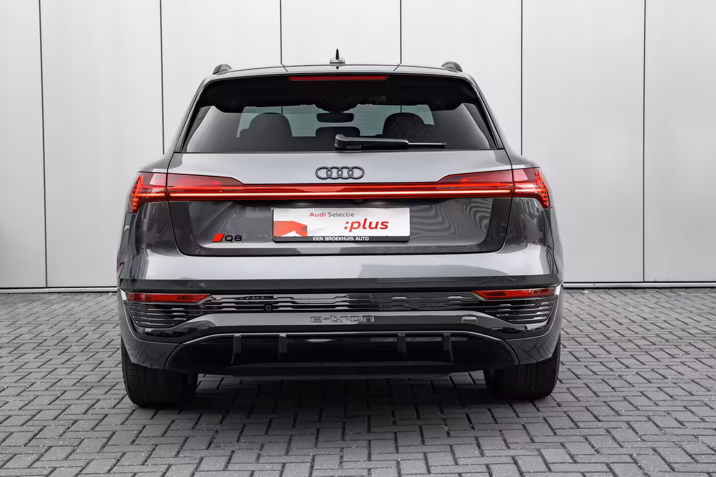 Audi Q8 e-tron 55 quattro S Edition 115 kWh 408PK | 360 Camera | B&O | Matrix LED Koplampen | Elek. Stoel