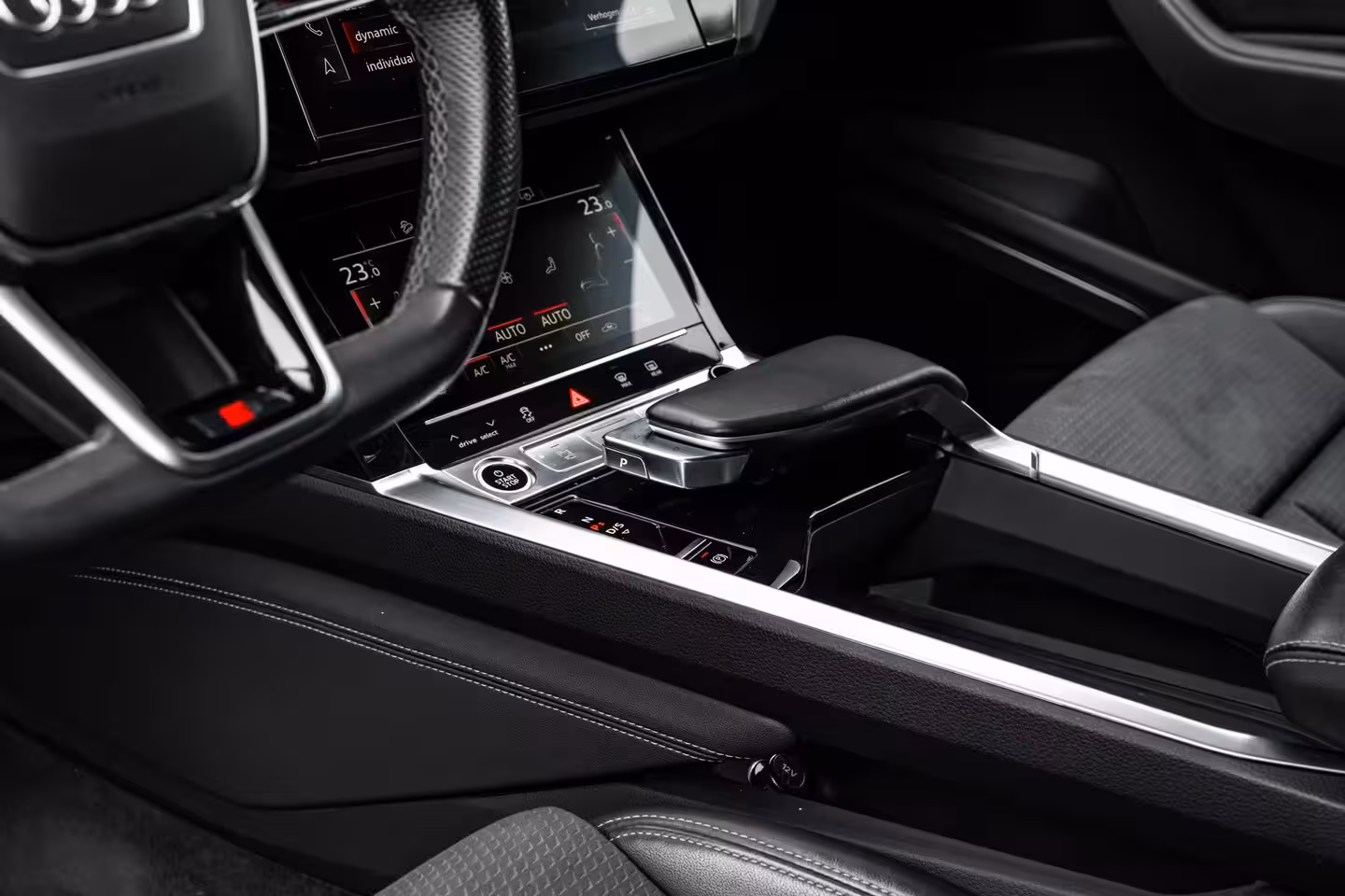 Audi Q8 e-tron 55 quattro S Edition 115 kWh 408PK | 360 Camera | B&O | Matrix LED Koplampen | Elek. Stoel