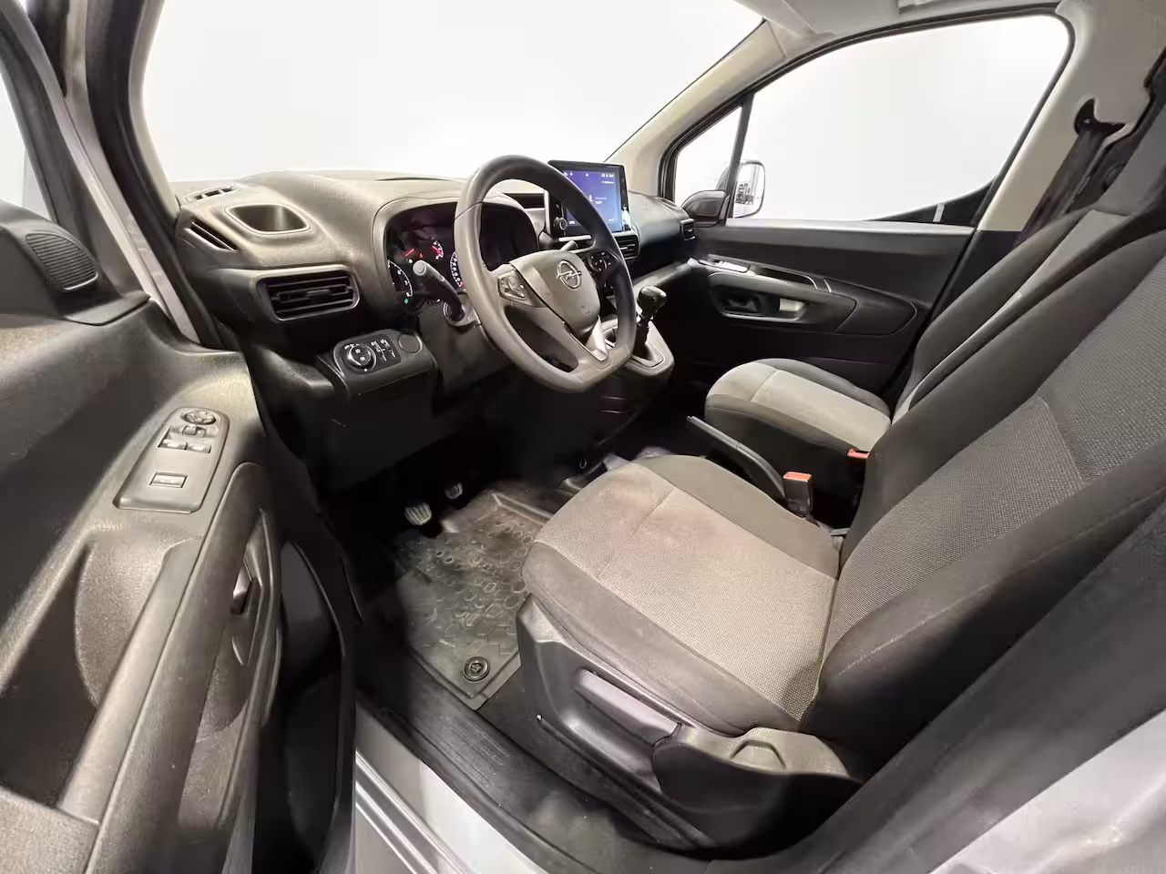 Opel Combo 1.5D L2H1 Edition | Navigatie | Cruise Control | Achteruitrijcamera | PDC Voor en Achter |
