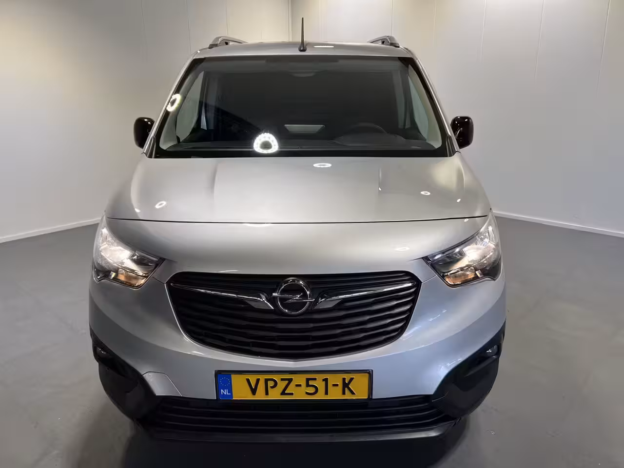 Opel Combo 1.5D L2H1 Edition | Navigatie | Cruise Control | Achteruitrijcamera | PDC Voor en Achter |