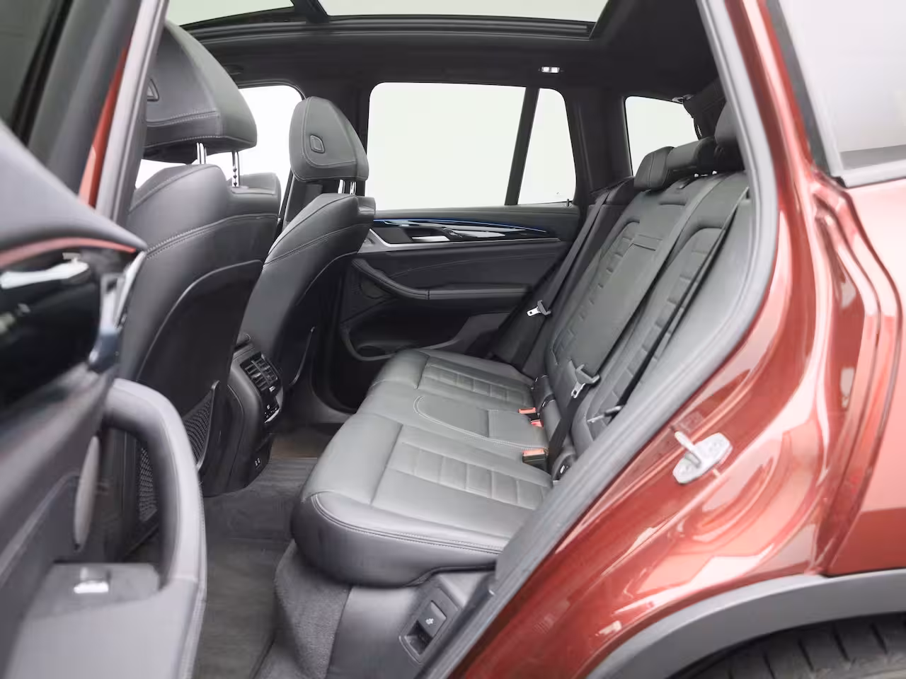 BMW iX3 High Executive 80 kWh | Elektrische stoelen + Memory | Panorama dak | Harman Kardon |