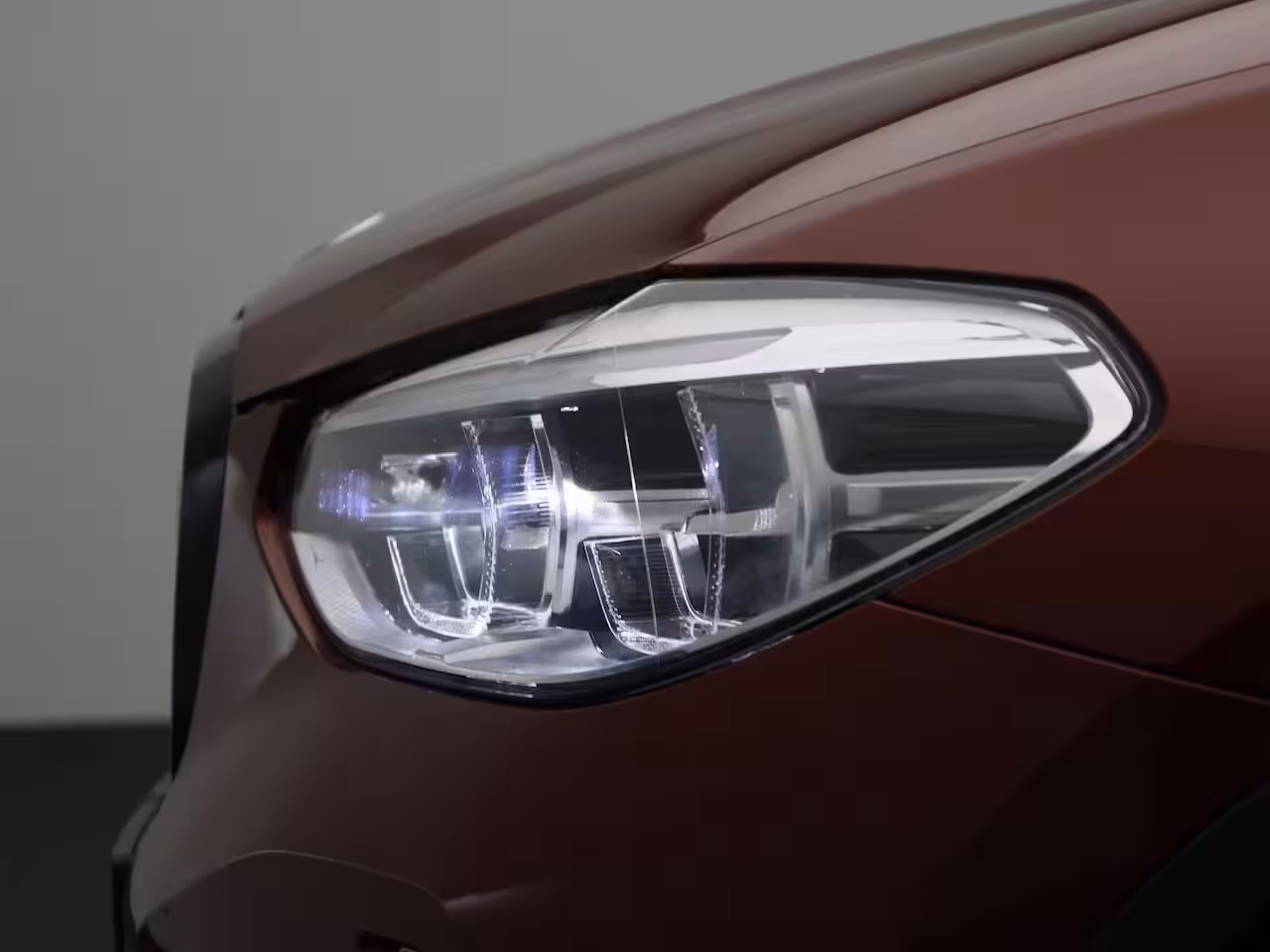 BMW iX3 High Executive 80 kWh | Elektrische stoelen + Memory | Panorama dak | Harman Kardon |