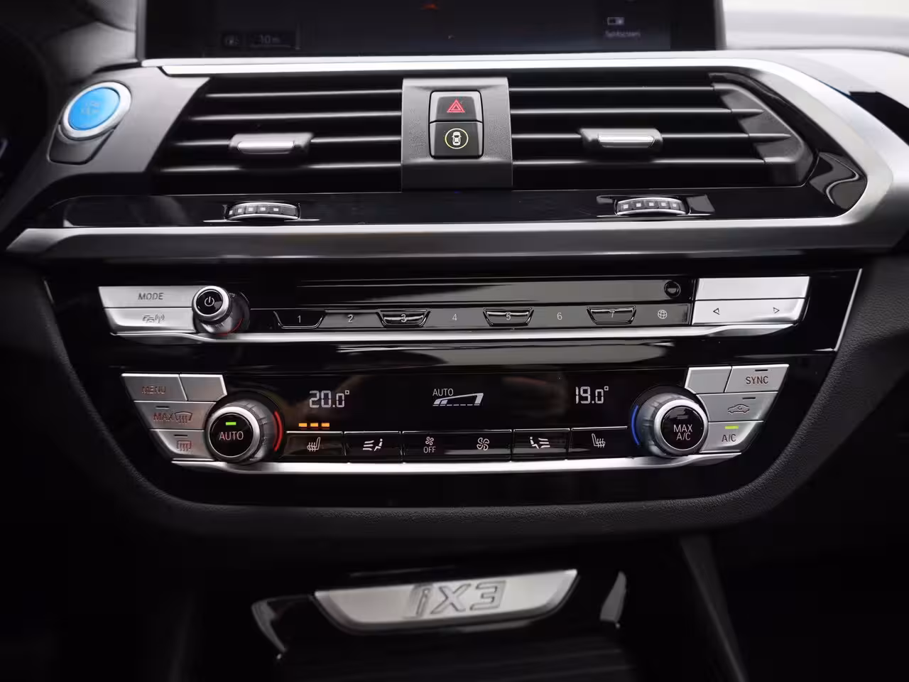 BMW iX3 High Executive 80 kWh | Elektrische stoelen + Memory | Panorama dak | Harman Kardon |