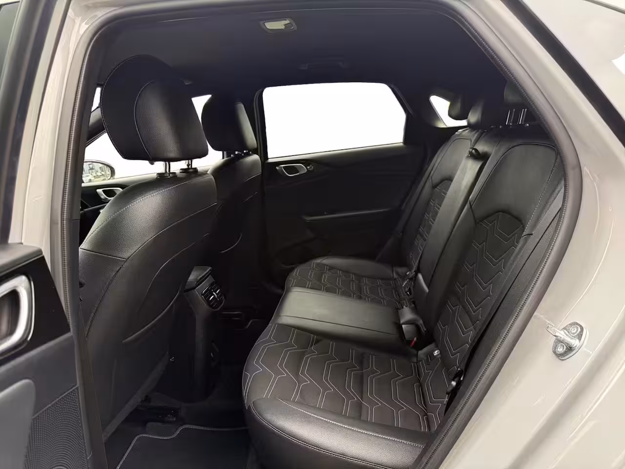 Kia Cee'd Ceed 1.0 T-GDi Design Edition | Camera | LED | Stoel + Stuurverwarming | Apple Carplay / A